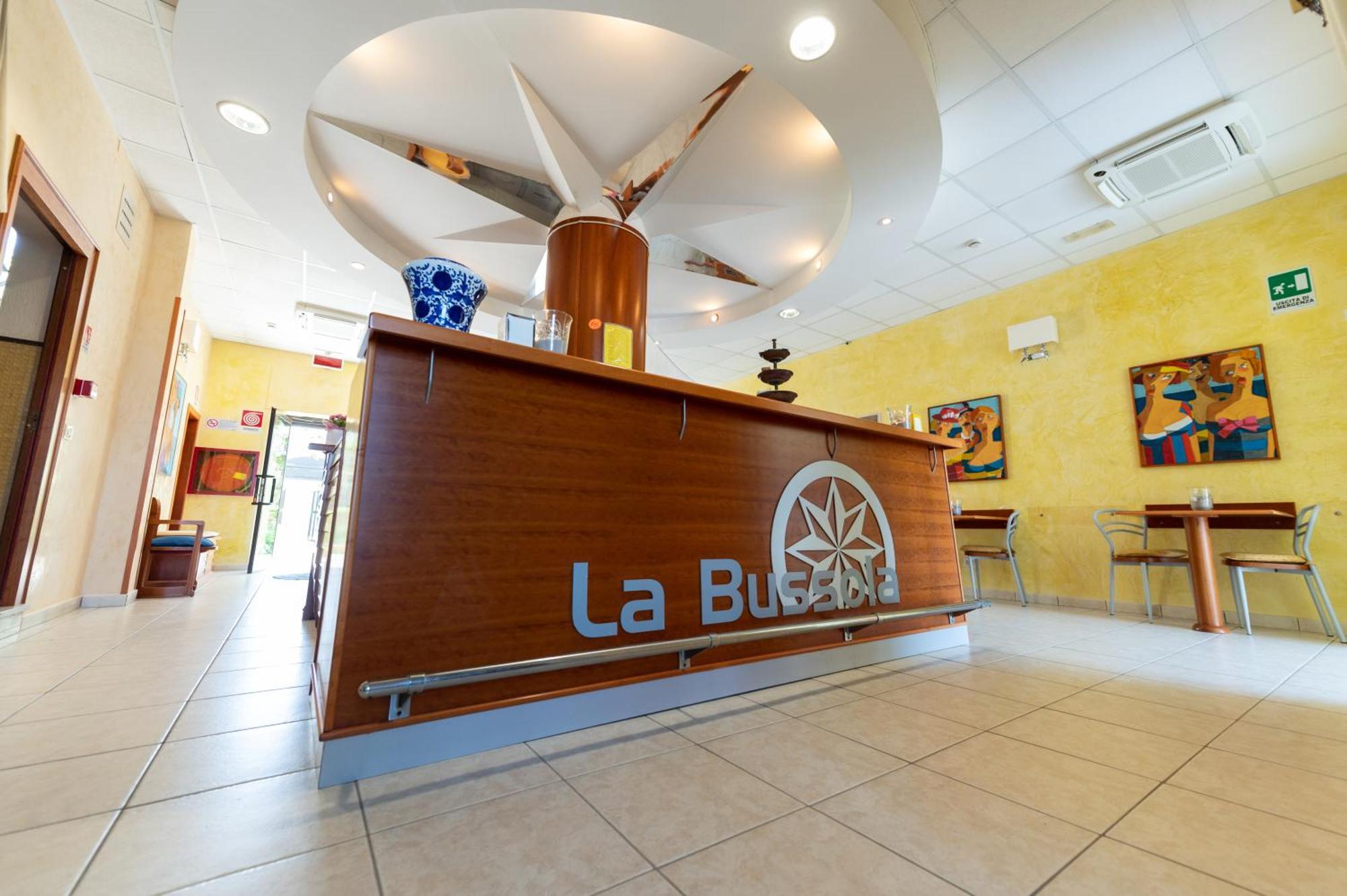 Hotel La Bussola Ortona Eksteriør billede